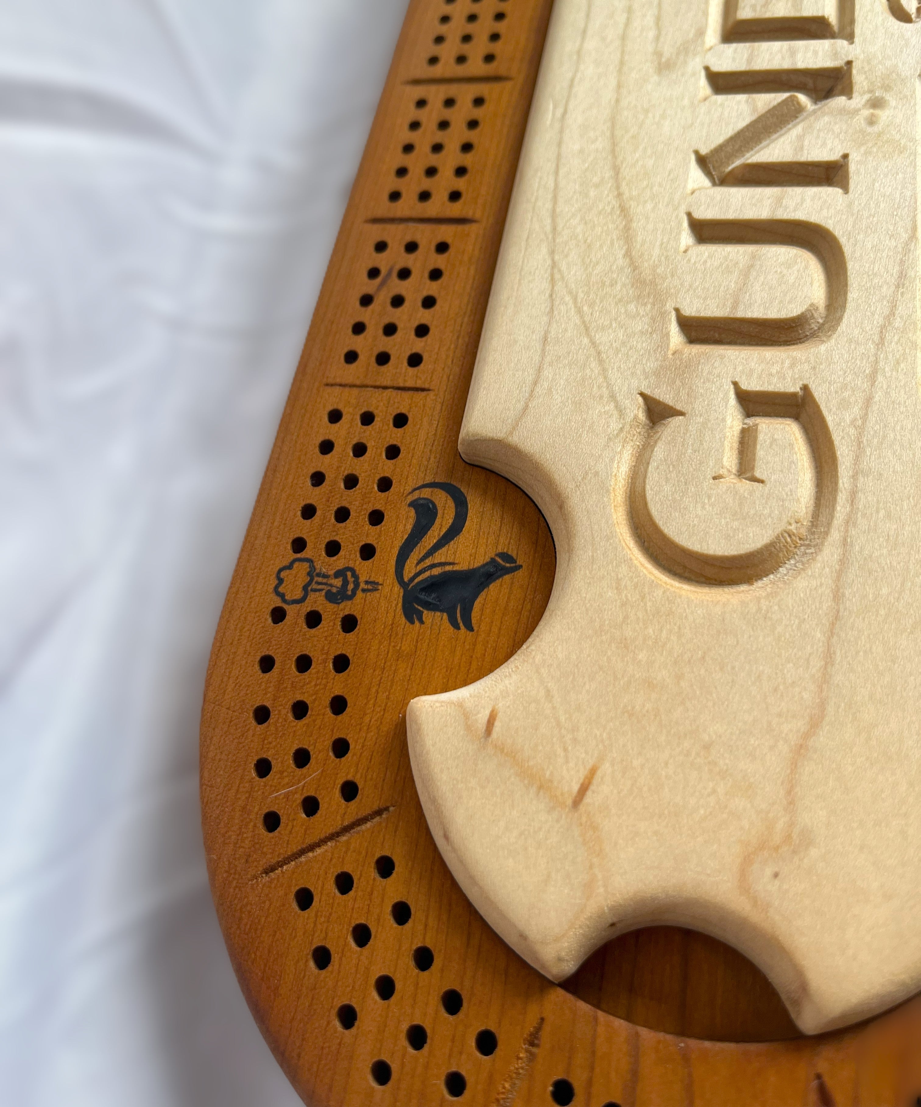 CB1 - 2 Piece Oval Cribbage Board